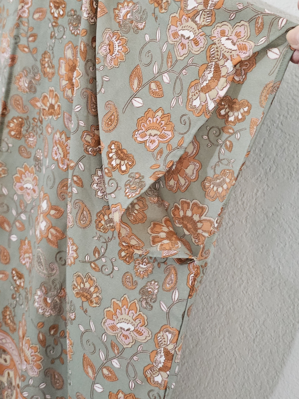 Derek Heart Light Sage & Peach Floral Kimono Womens Medium Open Front Flowy - Picture 3 of 9